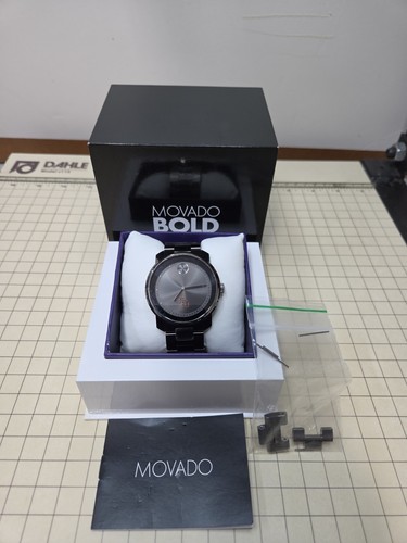 Movado bold swiss quartz 42mm - swiss,
